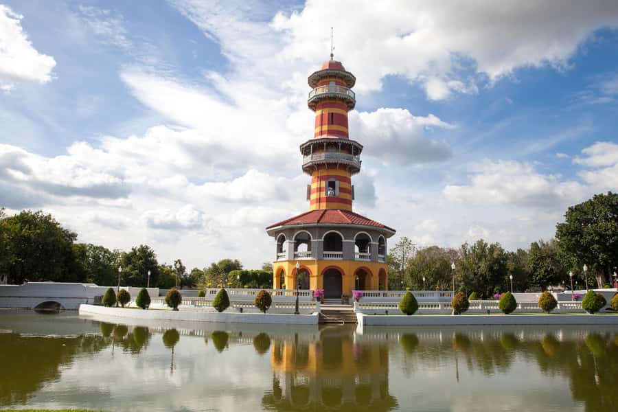 From Bangkok: Private Tour to Ayutthaya & Summer Palace - The private van and the pace of the day