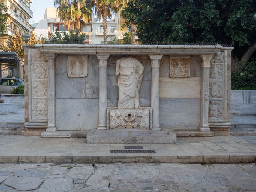 From Chania: Knossos Palace and Heraklion Full-Day Tour - Heraklion Archaeological Museum and the city center