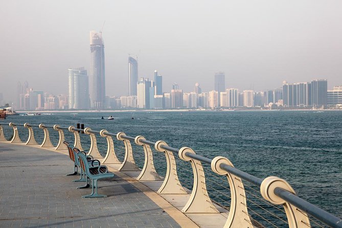From Dubai To Abu Dhabi: Royal Palace, Grand Mosque &Etihad Tower - Key things to know before booking