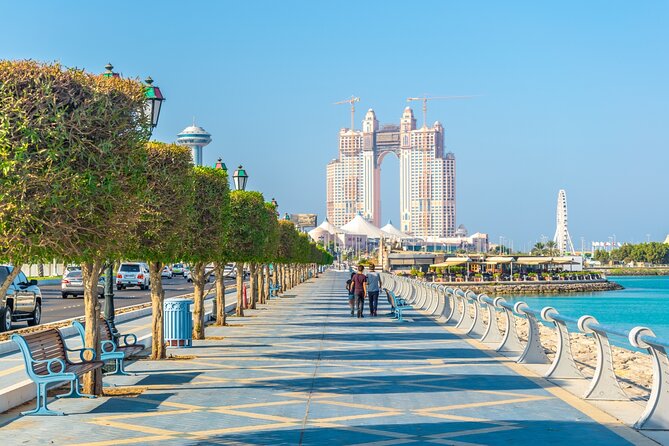From Dubai To Abu Dhabi: Royal Palace, Grand Mosque &Etihad Tower - Qasr Al Watan, the tour’s second major sight