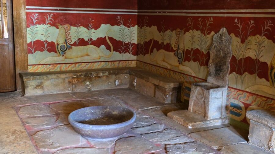 From Heraklion: Historical Center City Tour & Knossos Palace - Timing, Heat, and Practical Comfort