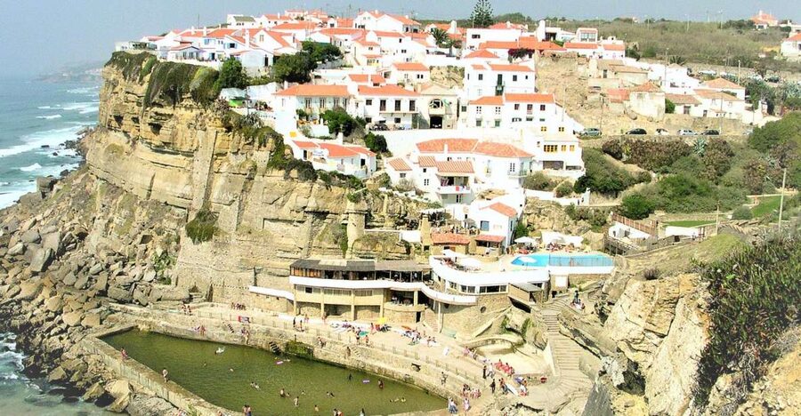 From Lisbon: Ericeira, Azenhas do Mar & Mafra Palace Private - Ericeira gives you time to slow down