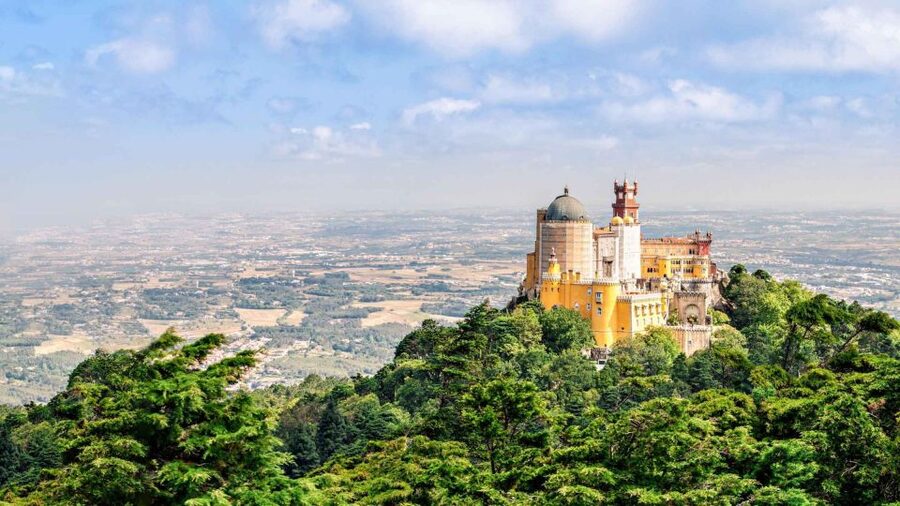From Lisbon: Pena Palace, Regaleira, Sintra & Cascais Tour - Cascais: an easy seaside ending