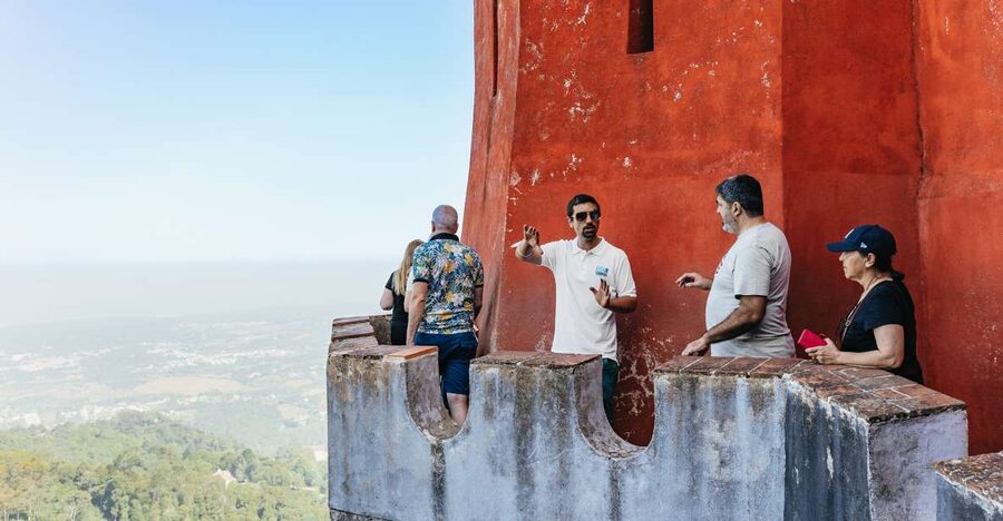 From Lisbon: Sintra & Cascais Group Tour with Pena Palace - The guide can make or break the day