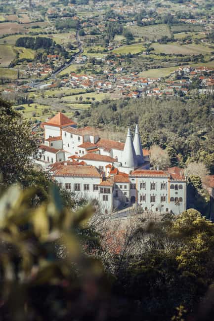 From Lisbon: Sintra Half-Day Tour with Pena Palace Tickets - Why this short Sintra trip works