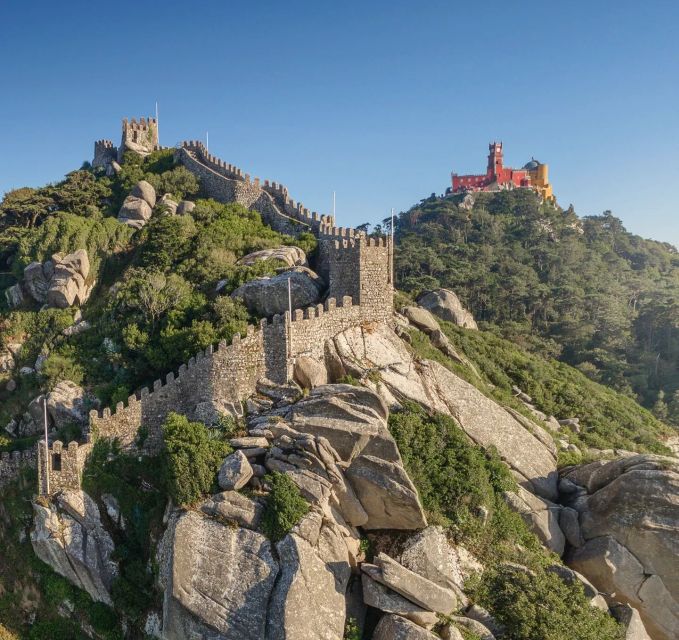 From Lisbon: Sintra Half-Day Tour with Pena Palace Tickets - What the guides add to the experience