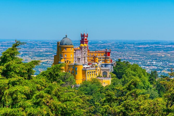 From Lisbon: Sintra, Pena Palace & Wine Tasting Small-Group Tour - Cascais, the relaxed final stop