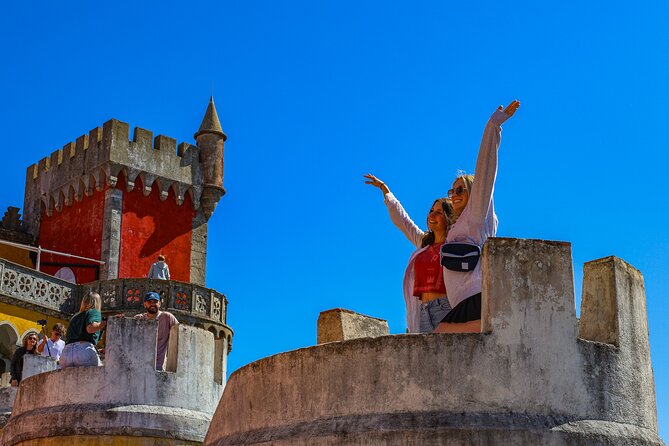 From Lisbon: Small Group to Pena Palace, Nazaré & Fátima - Who should book this experience?