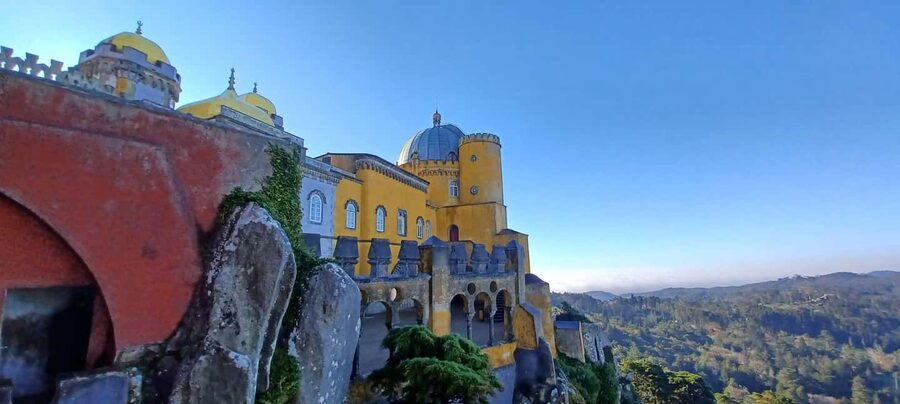 From Lisbon: Tour to Pena Palace, Sintra, and Cascais - Why this day trip works from Lisbon