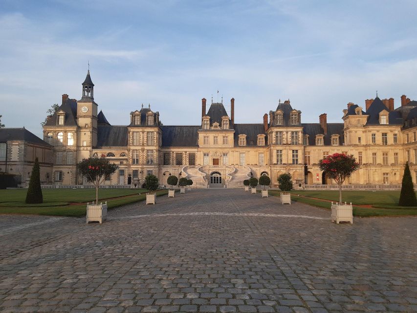 From Paris: Fontainebleau & Vaux-le-Vicomte Private Tour - Key points about this private château day