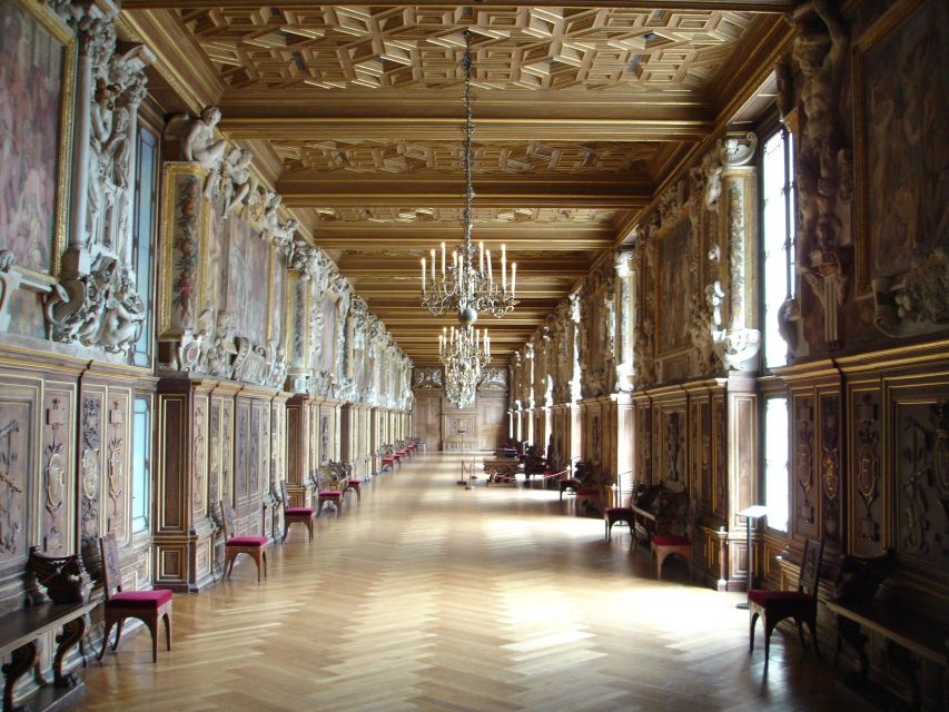 From Paris: Fontainebleau & Vaux-le-Vicomte Private Tour - Why these two châteaux make a strong pair