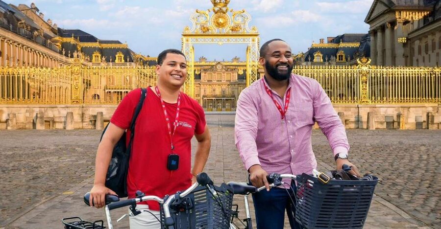 From Paris: Versailles Bike Tour with Gardens & Palace Entry - The essential points at a glance
