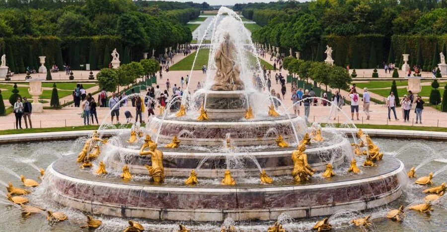 From Paris: Versailles Palace and Gardens Guided Day Trip - The 1:45 PM King’s Private Apartments option