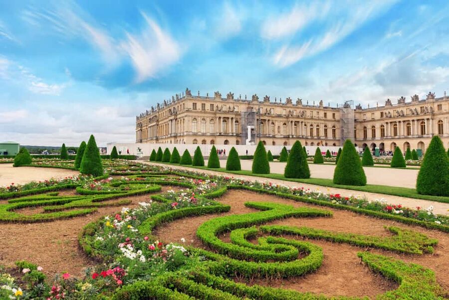 From Paris: Versailles Palace & Gardens with Transportation - What the $53 price really buys you