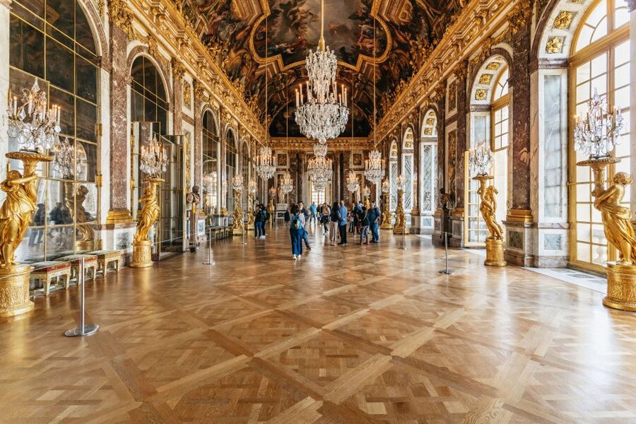 From Paris: Versailles Palace Guided Tour & Gardens Access - Key reasons this Versailles tour works