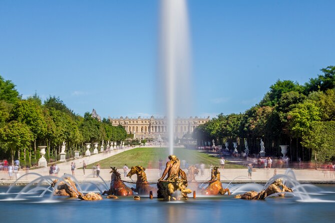 From Paris: Versailles Palace Live Tour with Gardens Access - Adding Marie Antoinette’s Estate and Trianon
