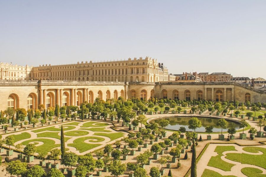 From Paris: Versailles Palace Self Guided & Gardens tickets - The gardens: beautiful, huge, and easy to underestimate