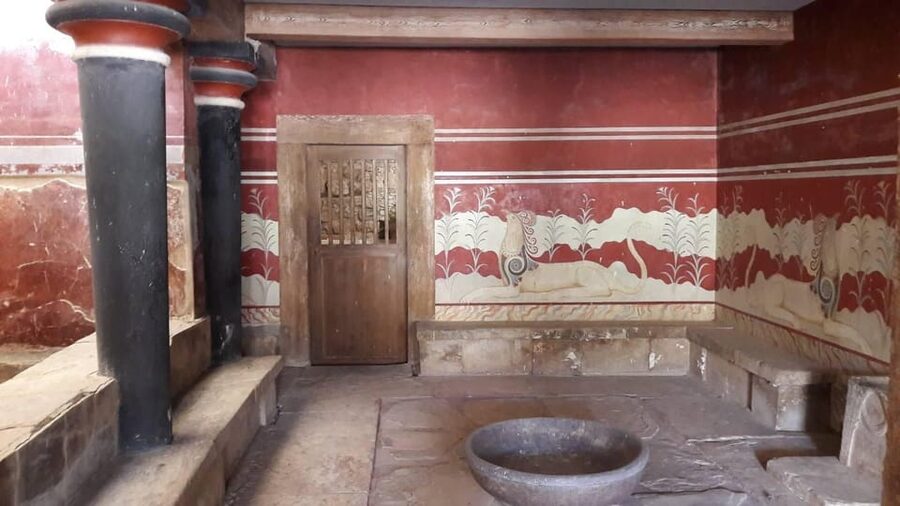 From Rethymno: Day trip to KNOSSOS PALACE and HERAKLION CITY - Key points at a glance
