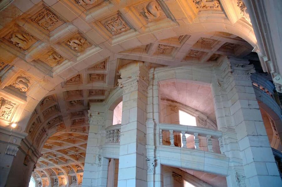 From Tours/Amboise: Chenonceau & Chambord Chateaux Day Trip - Chenonceau, the château built across the Cher