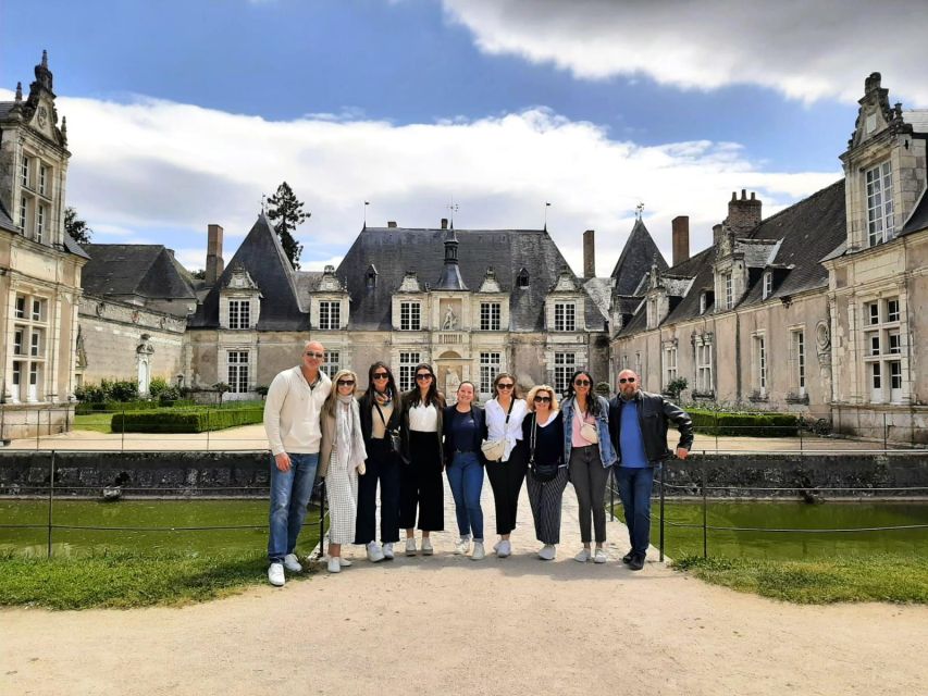 From Tours: Chambord, Chenonceau & Lunch at Family Chateau - Transport, timing, and what to bring