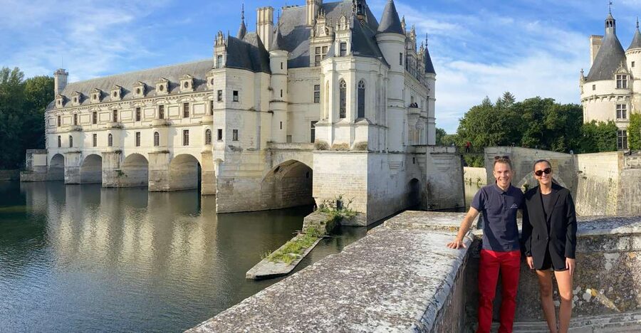 From Tours : Full-Day Chambord & Chenonceau Chateaux - Two Loire castles, two very different personalities