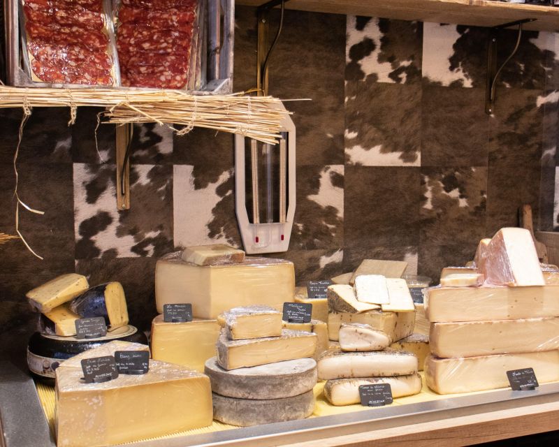 Full-Day Bordeaux gourmet tour & 2 chateau Medoc - Canelé, cheese, and charcuterie before noon