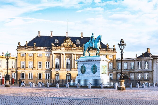 Full-Day; Castle, Palace, Cathedral & Viking ships Tour - Pickup details you should read carefully