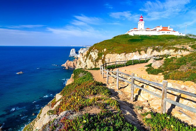 Full-Day Private Sintra Tour with Wine Tasting and Pena Palace - Cascais, Estoril and the final stretch