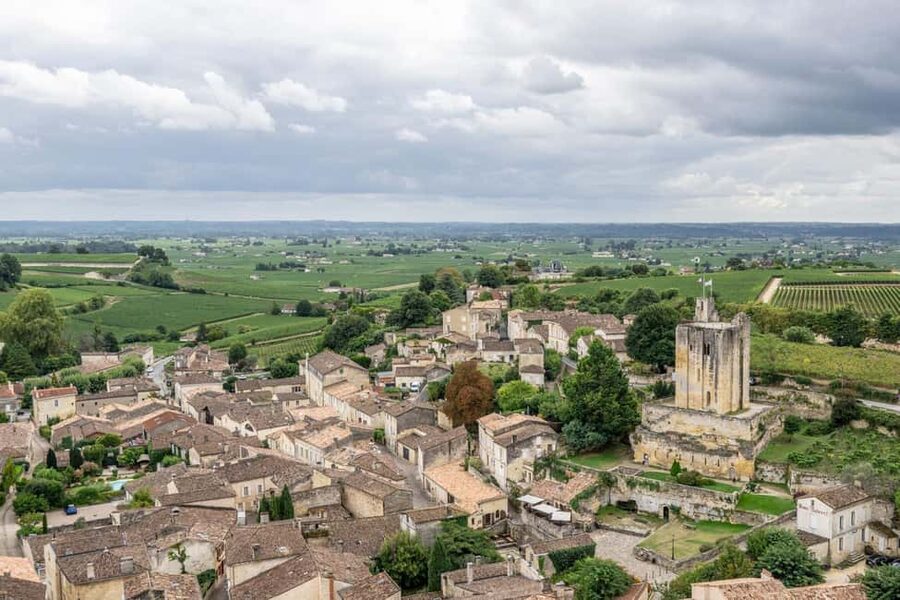 Full-day Saint-Emilion: Village, Undergrounds and Châteaux - How the day feels from start to finish