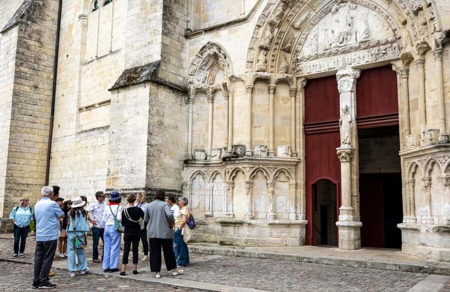 Full-day Saint-Emilion: Village, Undergrounds and Châteaux - What is included and what costs extra