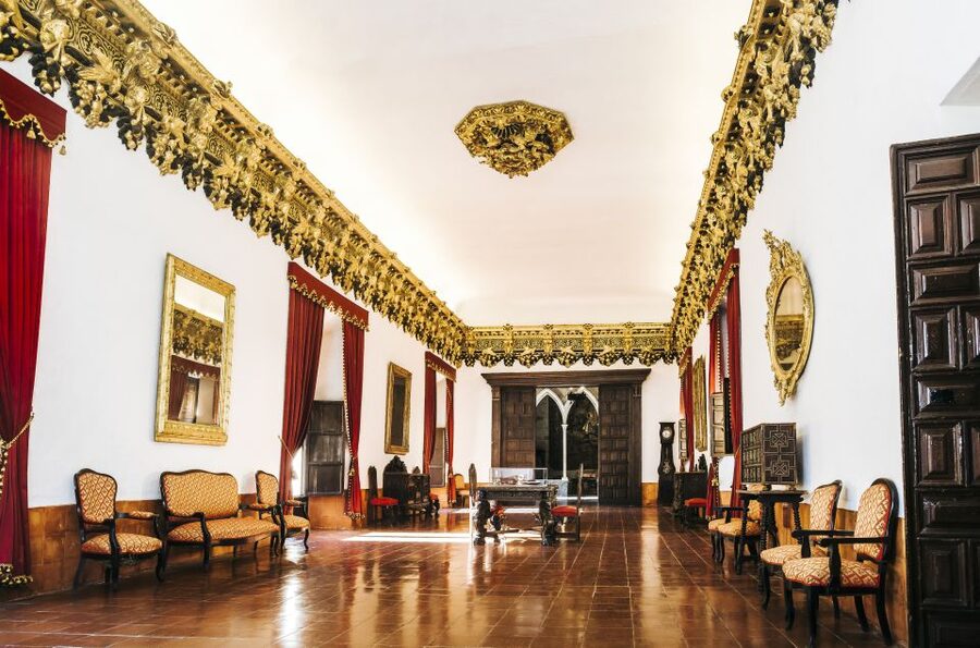 Gandia: Ducal Palace Entry Ticket with Audio Guide - The Golden Gallery and its five rooms