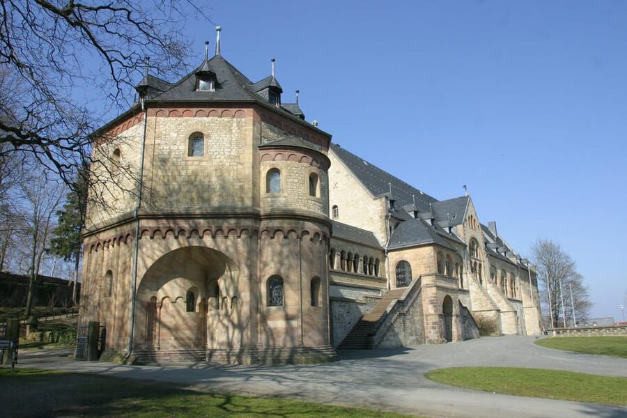 Goslar: Führung durch die Kaiserpfalz - Beginning at the Atrium