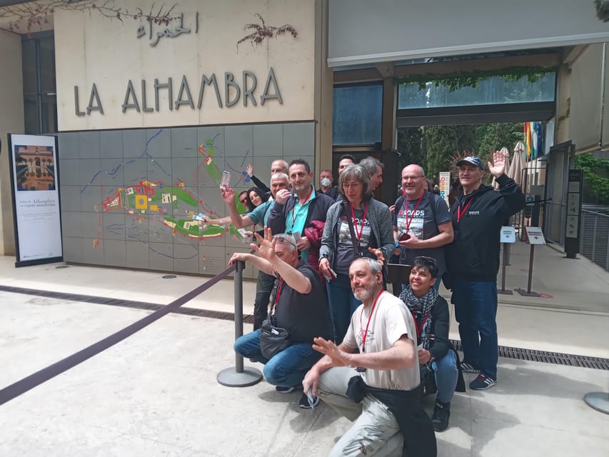 Granada: Alhambra, Alcazaba, and Nasrid Palaces Tour - Timing, pace, and what to bring
