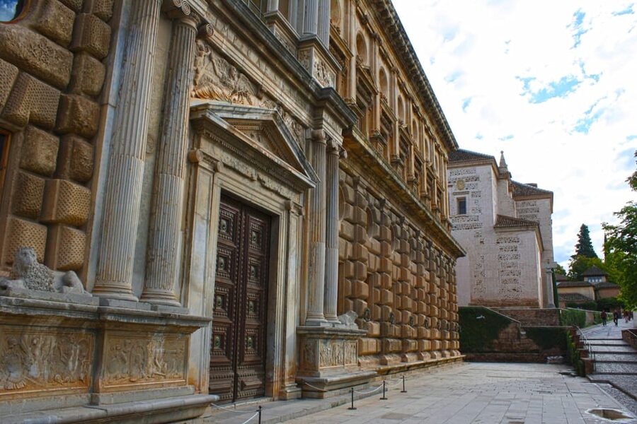 Granada: Alhambra and Charles V Palace Tour - Seeing the Palace of Charles V