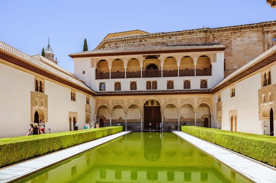 Granada: Alhambra and Nasrid Palaces Entry Ticket - Generalife Gardens and the Villa
