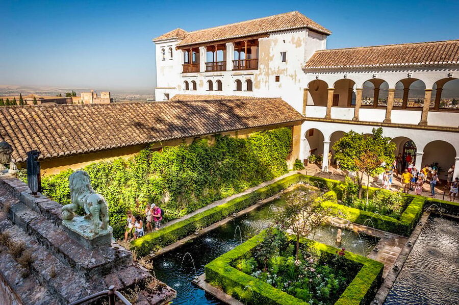 Granada: Alhambra and Nasrid Palaces Entry Ticket - Palace of Charles V and the Mosque Baths