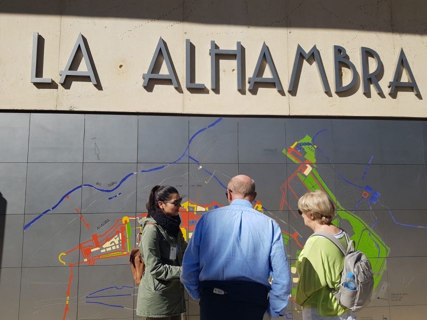 Granada: Alhambra and Nasrid Palaces Private Tour - Why a private Alhambra visit can be worth the money