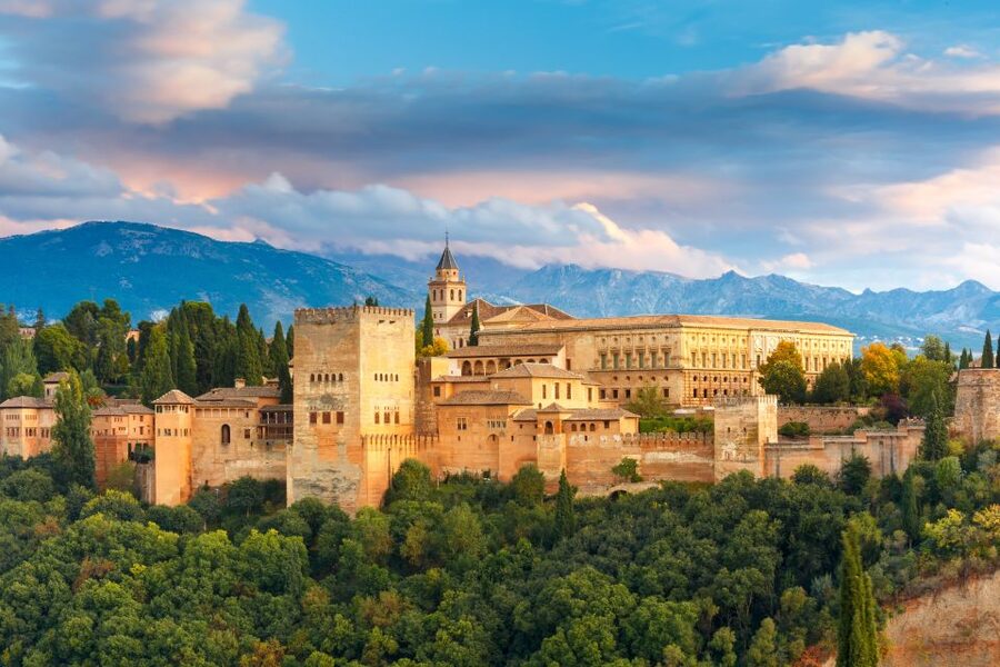 Granada: Alhambra and Nasrid Palaces Small Guided Tour - Timing, entry rules, and practical details