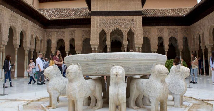 Granada: Alhambra Guided Tour with Nasrid Palaces - Key points to know before booking