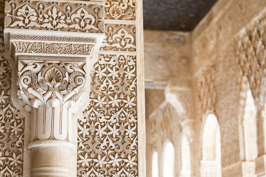 Granada: Alhambra, Nasrid Palaces, & Generalife Guided Tour - Nasrid Palaces: the essential timed visit