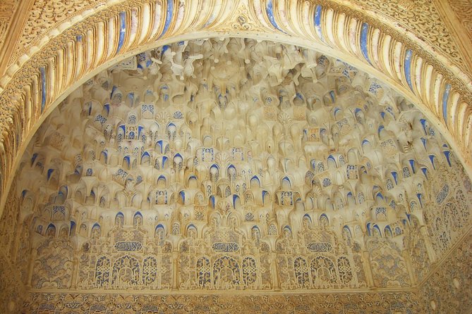 Granada Day Trip: Alhambra & Nazaries Palaces from Seville - A guided visit inside the Nasrid Palaces