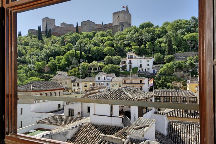Granada: Palacio de los Olvidados and Torture Exhibition - Third floor: Alhambra and Albaicín views