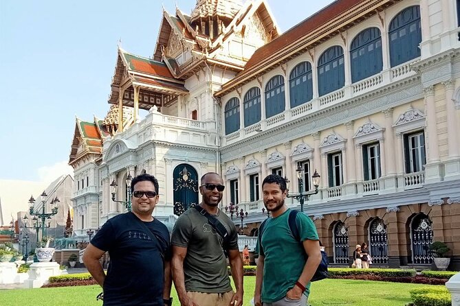Grand Palace & Temples of Bangkok with experienced guide - What this Bangkok temple tour is really offering