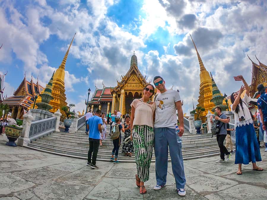 Grand Palace, Wat Pho, and Wat Arun: Guided Tour in Spanish - Timing, heat, and what to carry