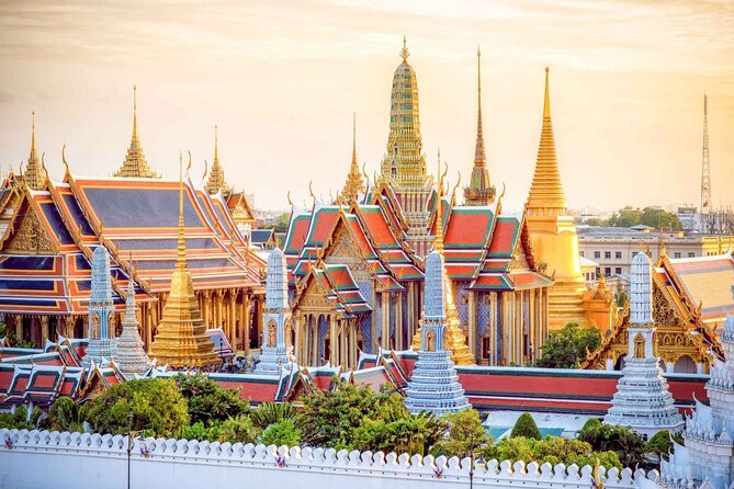 Grand Palace, Wat Phra Kaew, Wat Pho and Wat Arun Walking Tour From Bangkok - The Grand Palace: Thailand’s royal center