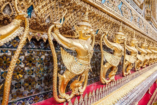 Grand Palace, Wat Phra Kaew, Wat Pho and Wat Arun Walking Tour From Bangkok - Heat, crowds, and the amount of walking