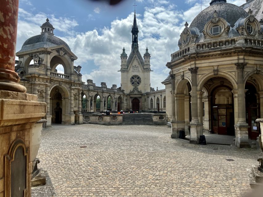 Great Stables of Prince de Conde & Palace Chantilly - The private van ride from Paris