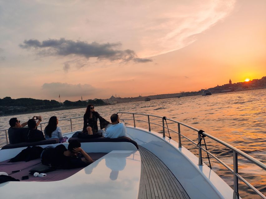 Guided Dolmabahce Palace Tour with Bosphorus Sunset Cruise - Entering Dolmabahce’s Selamlik and Harem