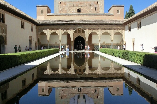 Guided tour of Alhambra and Generalife with Nasrid Palaces - Partal Palace and the last Nasrid views