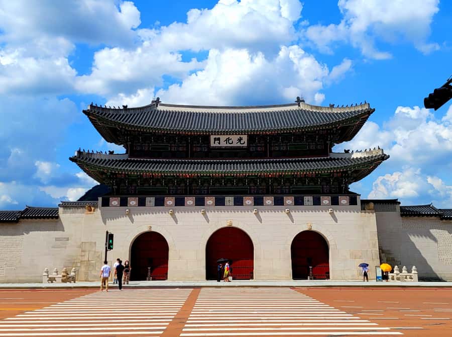 Gyeongbokgung Palace, Jogyesa Temple and Bukchon village - Key points to know before booking